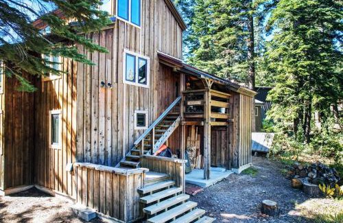 Bear Valley House | Bright Home with Pool and Scenic Views #113
