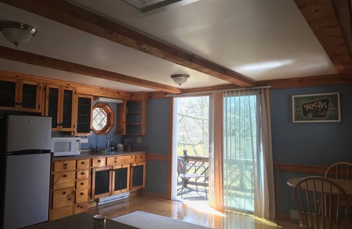 North Eastham House | Relaxing Bay Side Retreat with Kitchen & Child-Friendly Amenities