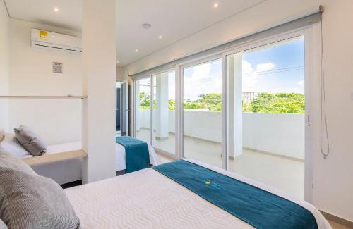 La Boquilla House | Amazing Beach House 13BR w/Pool & Staff