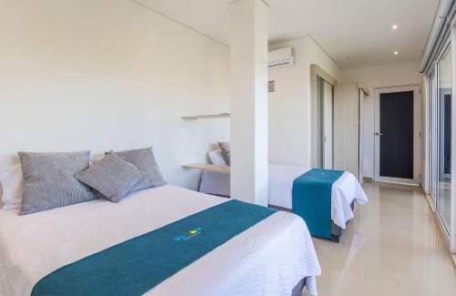 La Boquilla House | Amazing Beach House 13BR w/Pool & Staff