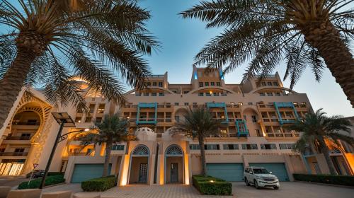 Palm Jumeirah Apartment | Amazing BeachFront Apartments near Atlantis Waterpark
