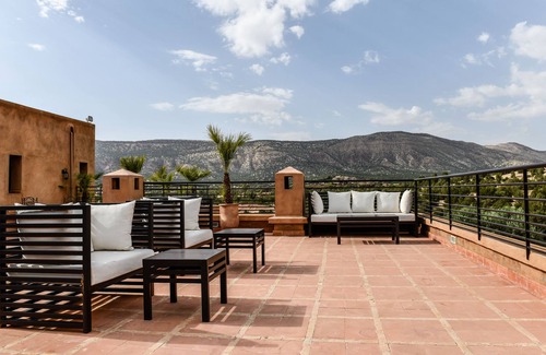 Ouirgane Villa | Elegant Beldi-Chic Villa with Pool and Scenic Views