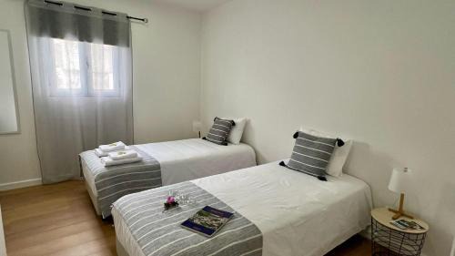 Ribeira Grande House | Amazing Blue House