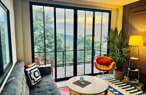 Bouvet Island House | Ocean View Retreat with Spa, Pool, and Pet-Friendly Perks