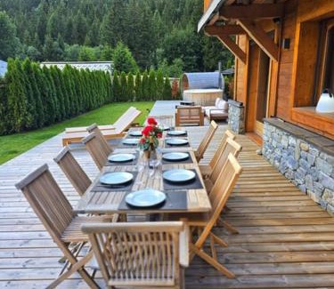 Chamonix-Mont-Blanc Ski Chalet | Amazing Chalet with Hot Tub Sauna and Panoramic View