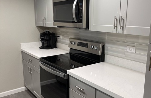 North Mountain Condo | Scenic Condo with Mountain Views and Pool Access