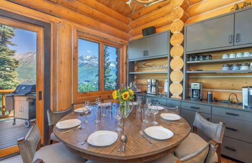 Mountain Village House | Epic Days Lodge - 6 Bdrms, Ski In & Out with Hot Tub