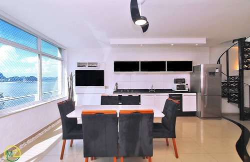 Copacabana Apartment | Elegant Duplex Penthouse with Jacuzzi & Sea Views