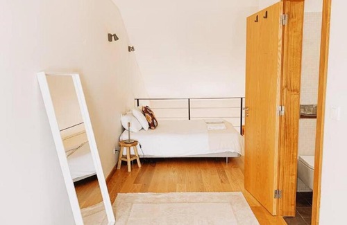 Alcantara Apartment | Inviting Duplex with a View in Belem - Pet Friendly Stay