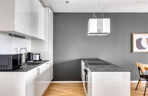 Favoriten Apartment | Inviting 3BR Favoriten Retreat with Gym & Lounge Near Metro