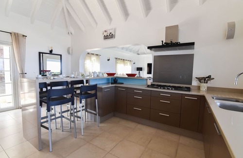Grand Cul-de-Sac Villa | Inviting 3-Bedroom Villa with Heated Pool & Ocean Views