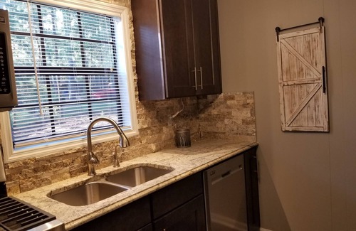 Lincolnton House | Gorgeous Waterview Stay with Dock Near Rocky Branch Golf Course