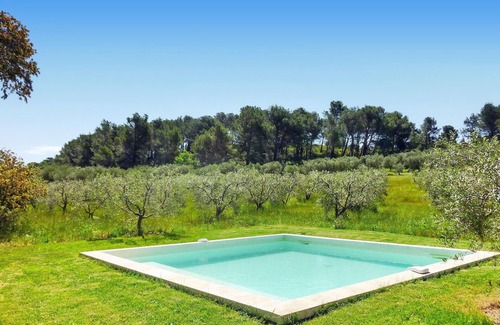 Maussane-les-Alpilles House | Relaxing 2-Bedroom Retreat in Maussane les Alpilles