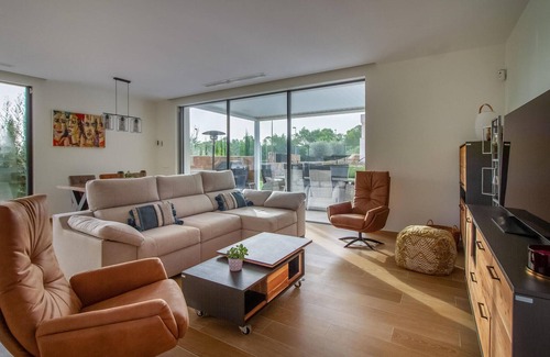 Lo Rufete House | Inviting Vacation Home with Private Pool and Spa