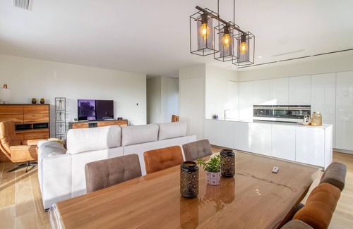 Lo Rufete House | Inviting Vacation Home with Private Pool and Spa