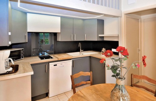 Raphele-les-Arles House | Relaxing Vacation Home with Pool and Garden near Arles