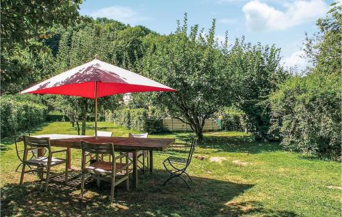 Terrasson-la-Villedieu House | Welcoming Home in Terrasson-lavilledieu with Wifi & Pool