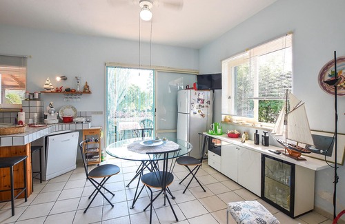 Marina di Modica House | Ideal Family Retreat with Ocean View and Beautiful Gardens