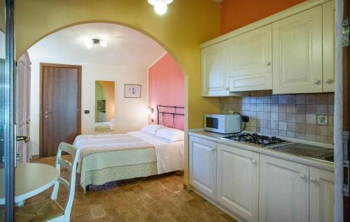 Montefiore dell'Aso House | Welcoming Home in San Giovanni with Pool and Wifi