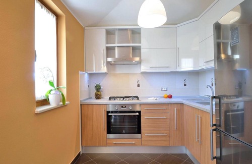 Grabri House | Family-Friendly 2-Bedroom Villa with Pool & Spa Amenities