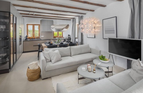 Cabrunici House | Enchanting Stone House with Private Pool & Spa Retreat