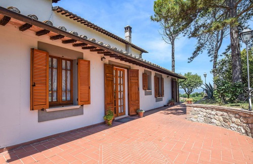 Terni House | Family Retreat in Scenic Italian Countryside Between Florence & Rome