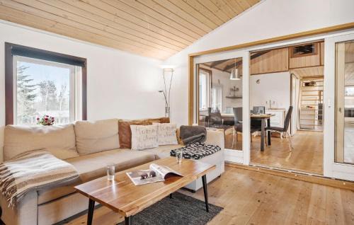 Ertebølle House | Cozy Home in Fars with Wifi and Family-Friendly Amenities