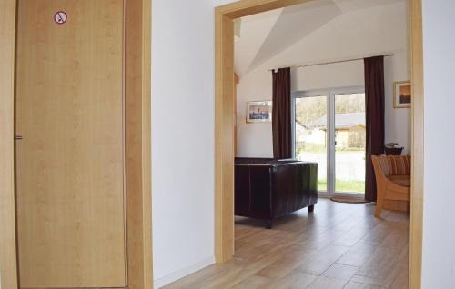 Ferienhausgebiet Hillenseifen House | Inviting Home in Gerolstein with Kitchen & Family Friendly