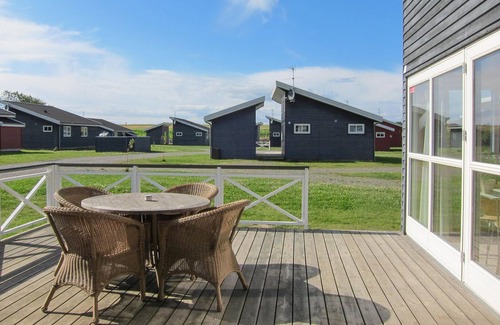 Gudhjem House | Cozy 2 Bedroom Retreat with Oceanfront Views in Gudhjem
