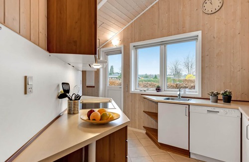 Nørre Hurup House | Explore 3-Bedroom Retreat with Ocean and Lake Views