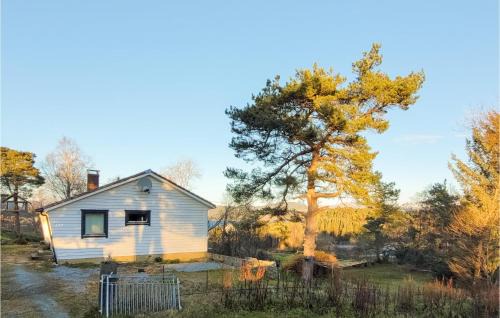 Kvinnherad House | Inviting 3 Bedroom Home in Hatlestrand - Pet and Child Friendly