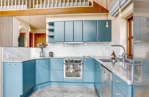 Hejlsminde Strand House | Exceptional 2 Bedroom Accommodation with Ocean Views in Hejls