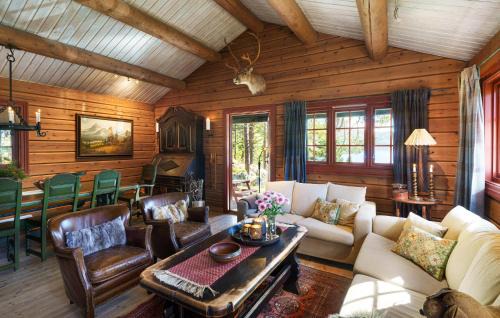 Hol Municipality House | Amazing Home In Hovet With Sauna