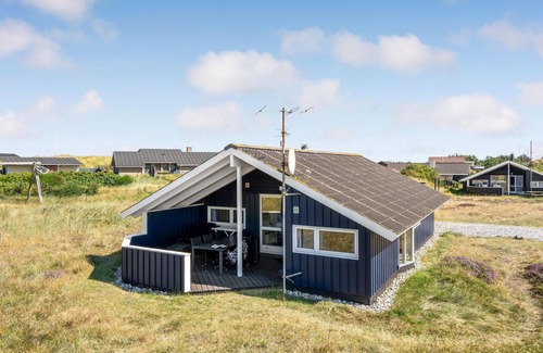Haurvig House | Oceanfront 3 Bedroom Getaway in Hvide Sande - Rated 10/10