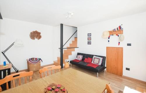 Chiaramonte Gulfi House | Inviting Home in Chiaramonte Gulfi with Pool & Wifi