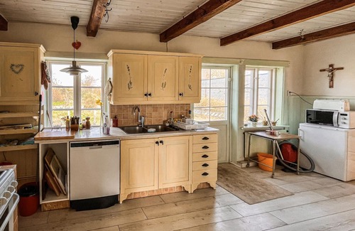 Jonstorp House | Explore Iconic Excursions from Your Oceanfront Retreat