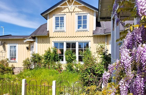 Jonstorp House | Explore Iconic Excursions from Your Oceanfront Retreat