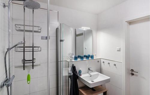 Wohlenberg House | Elegant Home in Klütz with Kitchen and Family Amenities