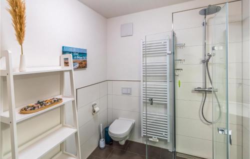 Wohlenberg House | Elegant Home in Klütz with Kitchen and Family Amenities