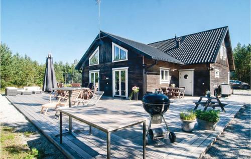 Larbro House | Inviting Home in Lörbro with Family-Friendly Kitchen