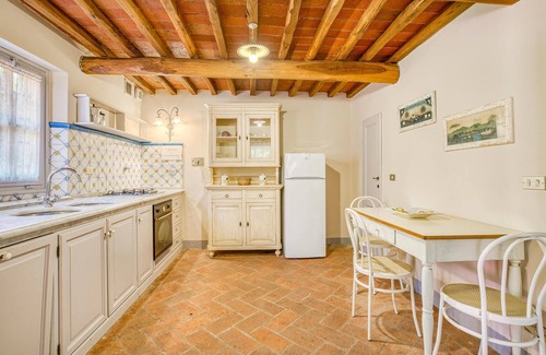 San Rocco House | Enjoy a Memorable Getaway in This Poolside Vacation Home