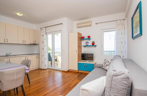 Moca House | Cozy Cottage with Oceanfront Views and Private Pool