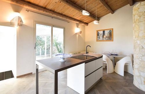 Modica House | Elegant 2-Bedroom Retreat in Scenic Modica with Spa