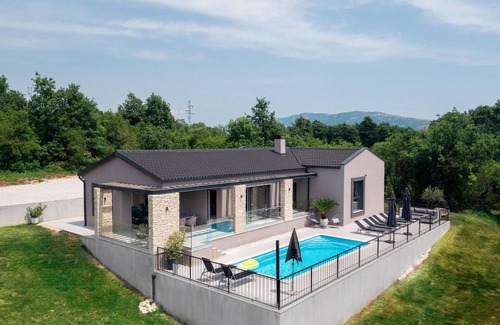 Nedescina House | Discover Villa Anthea Paola with Pool & Spa in Istria