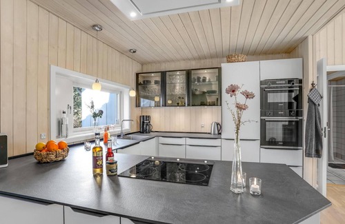 Dueodde House | Serene Pool House with Ocean View and Private Amenities