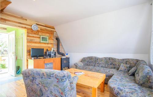 Opatovac House | Cozy Home in Opatovac with Pool and Pet-Friendly Amenities