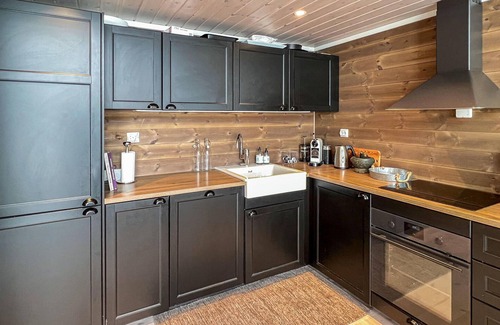 yer House | Delightful Holiday Retreat with Sauna near Hafjell