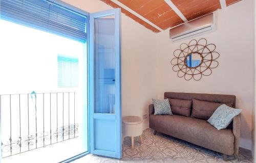 Peniscola Old Town House | Inviting Home in Peñíscola with WiFi & Family-Friendly Comfort