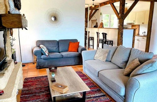 Plazac House | Spacious 3-Bedroom Retreat with Pool in Plazac