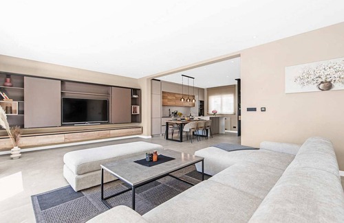 Porec House | Modern Villa Dafna with Pool, 2 km from Porec Beach
